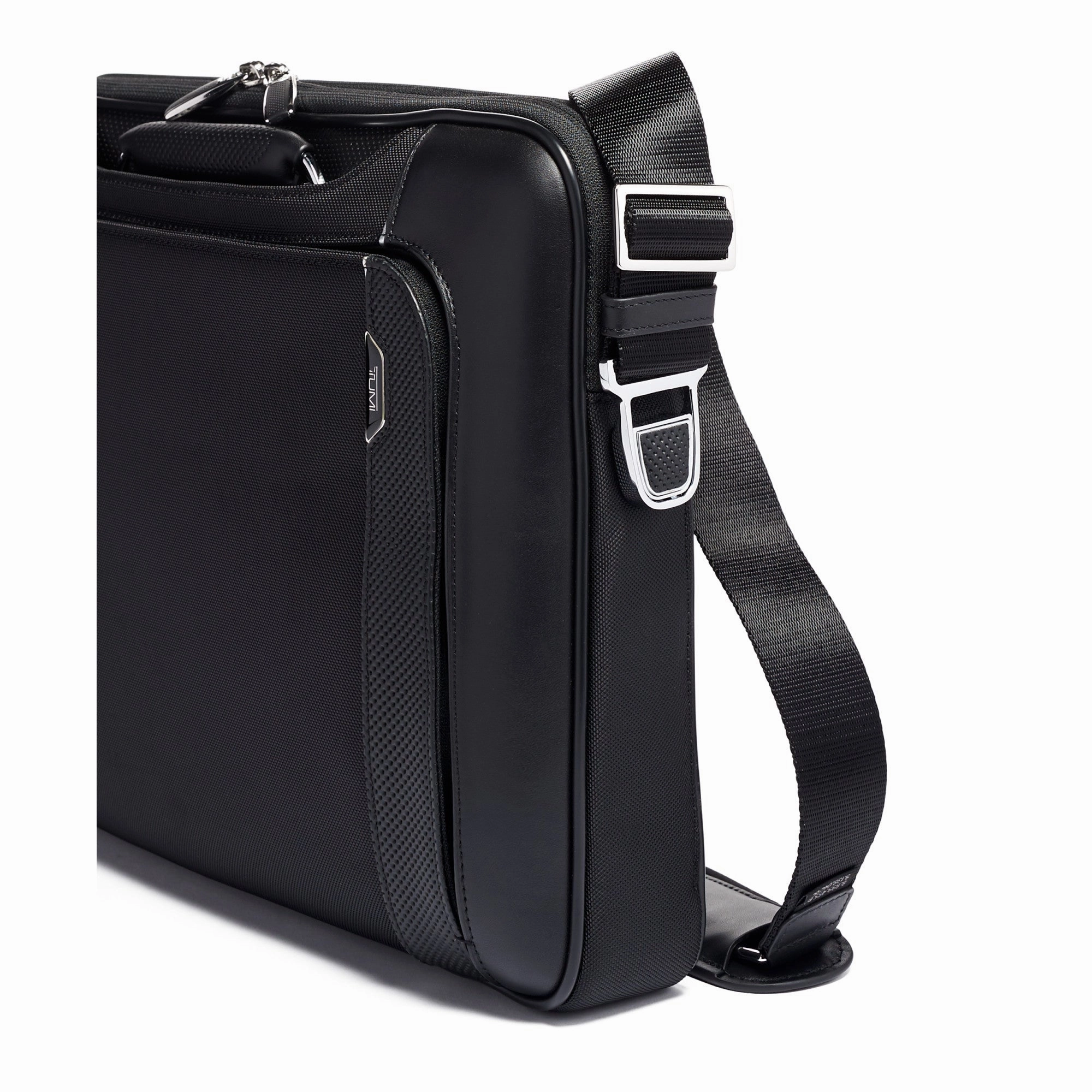 Tumi Arriv Hannover Slim Brief