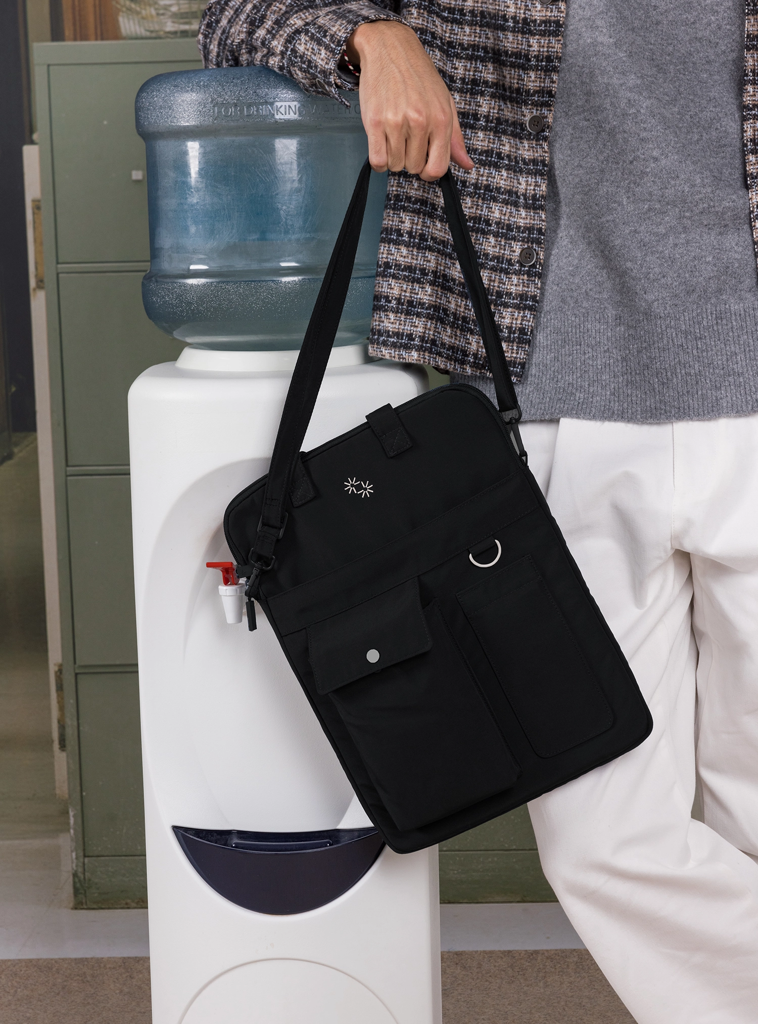 Utility Laptop Bag (13.3" Black)