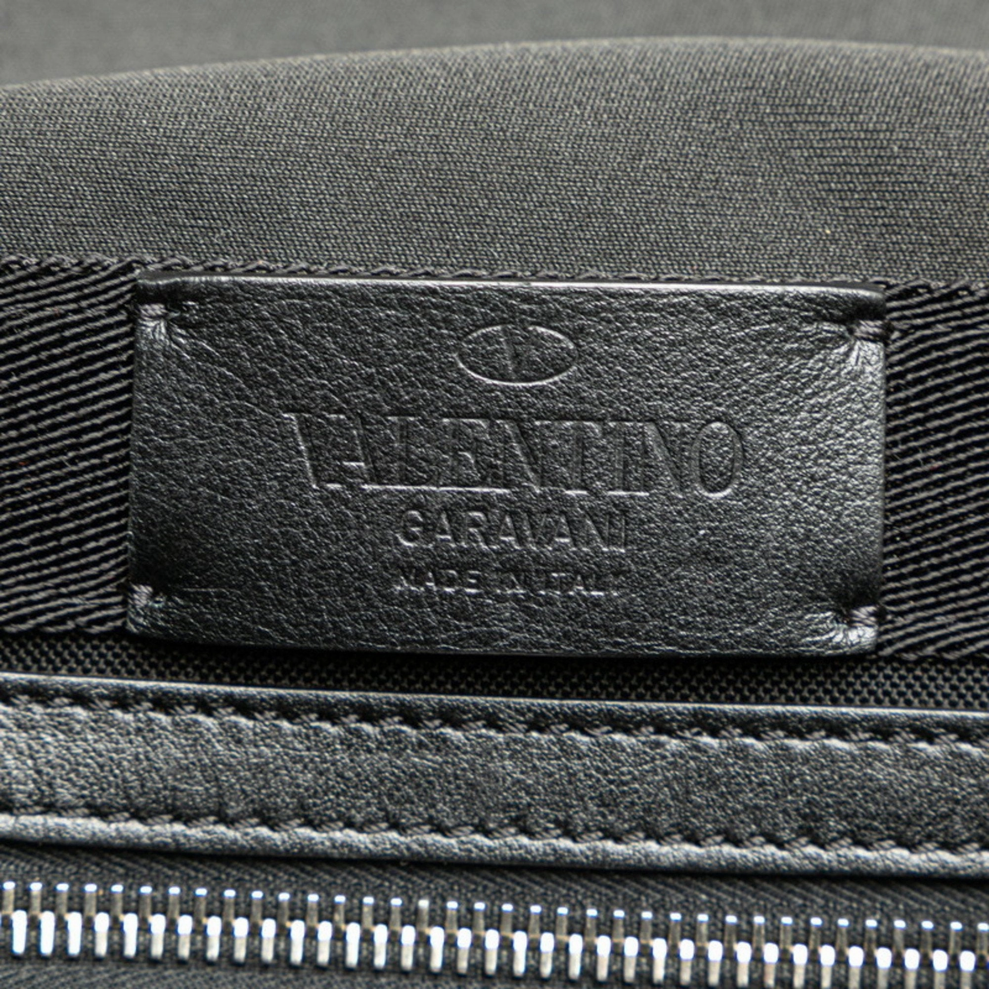 Valentino Garavani Synthetic Shoulder Bag (Pre-Owned)