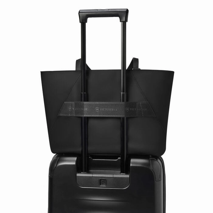 Victoria Signature Tote
