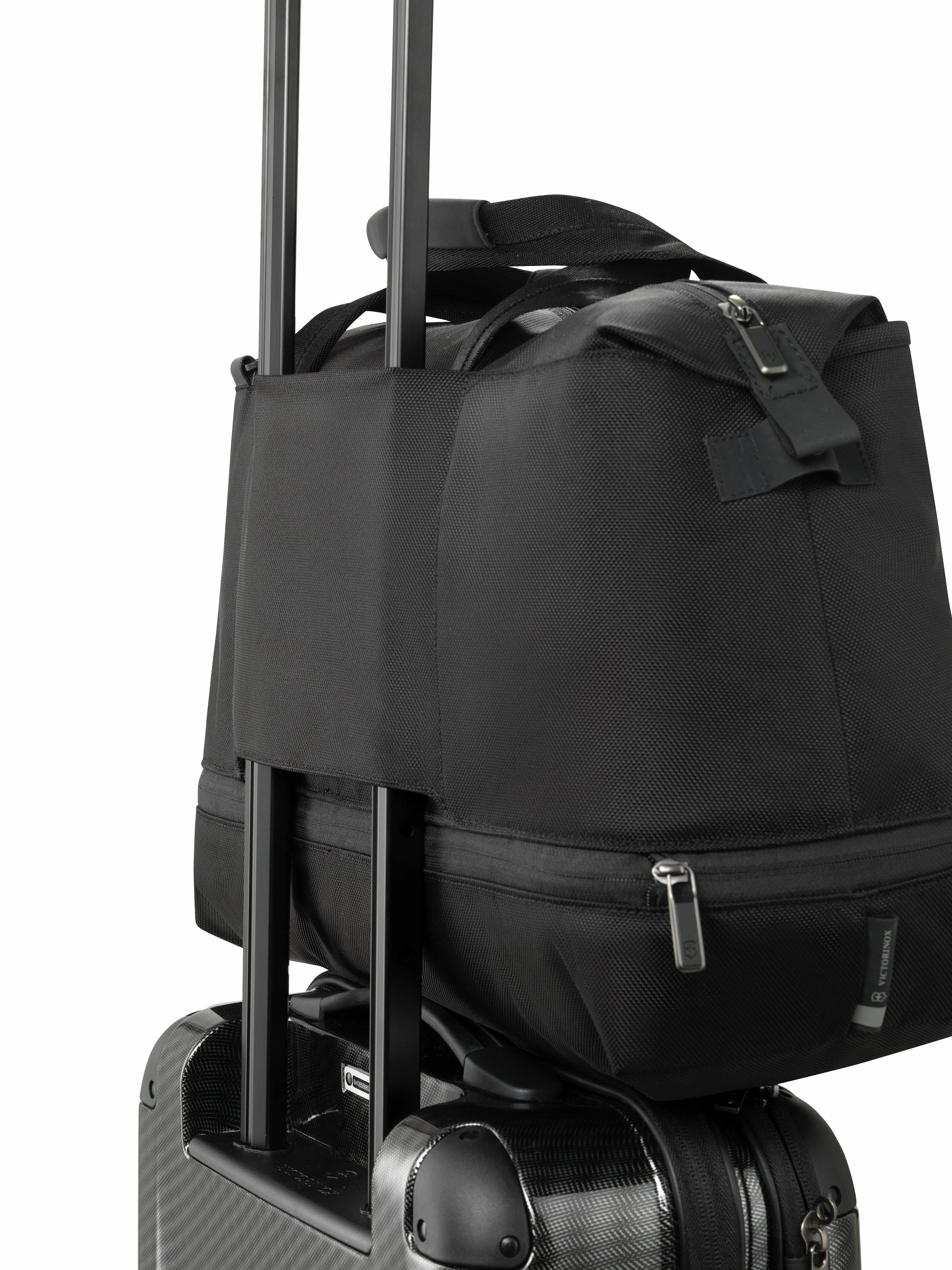 Victorinox Werks Traveler 6.0 Weekender Bag with Zipper Expansion