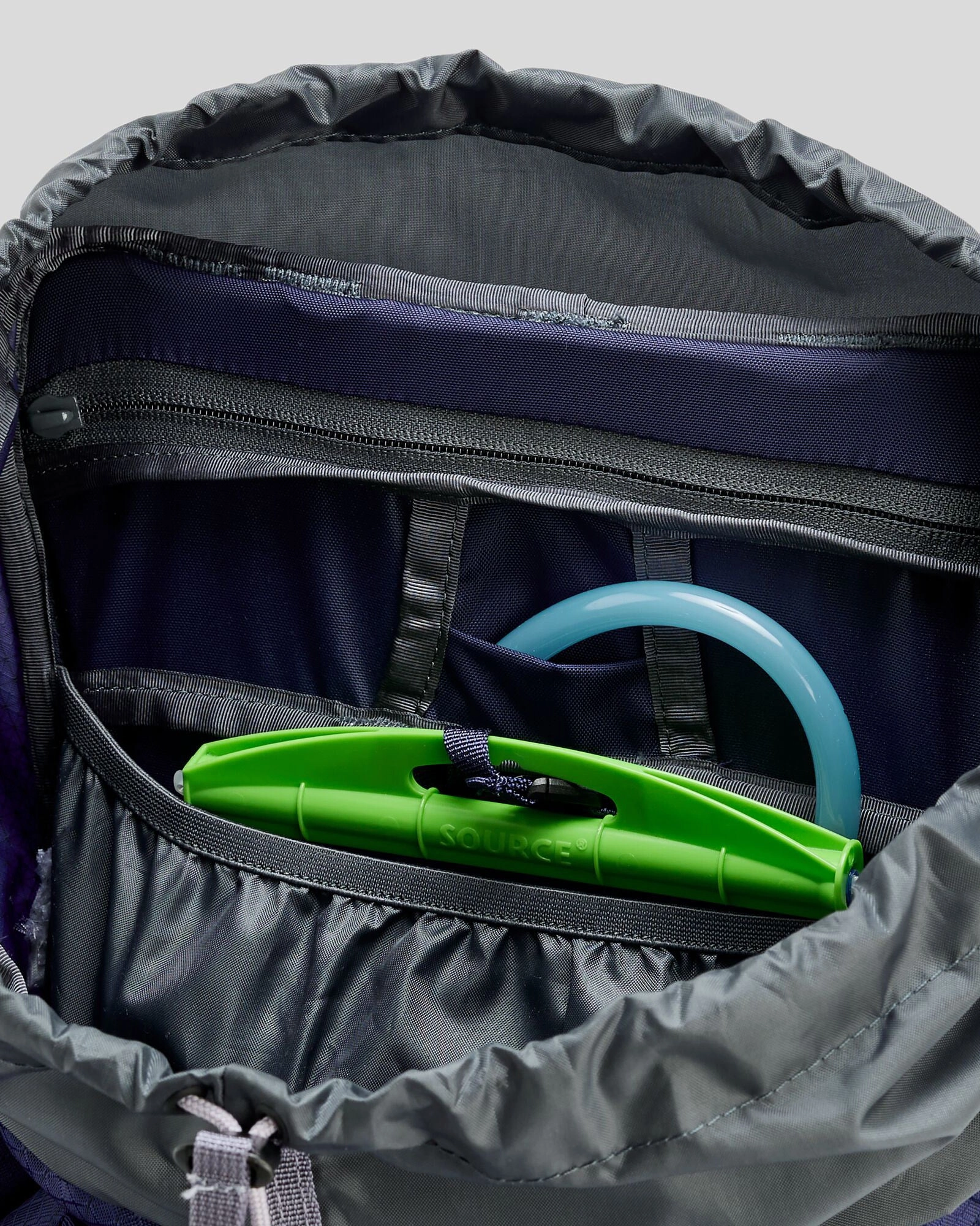 Women's Valorous 45L Pack - Dark Horizon