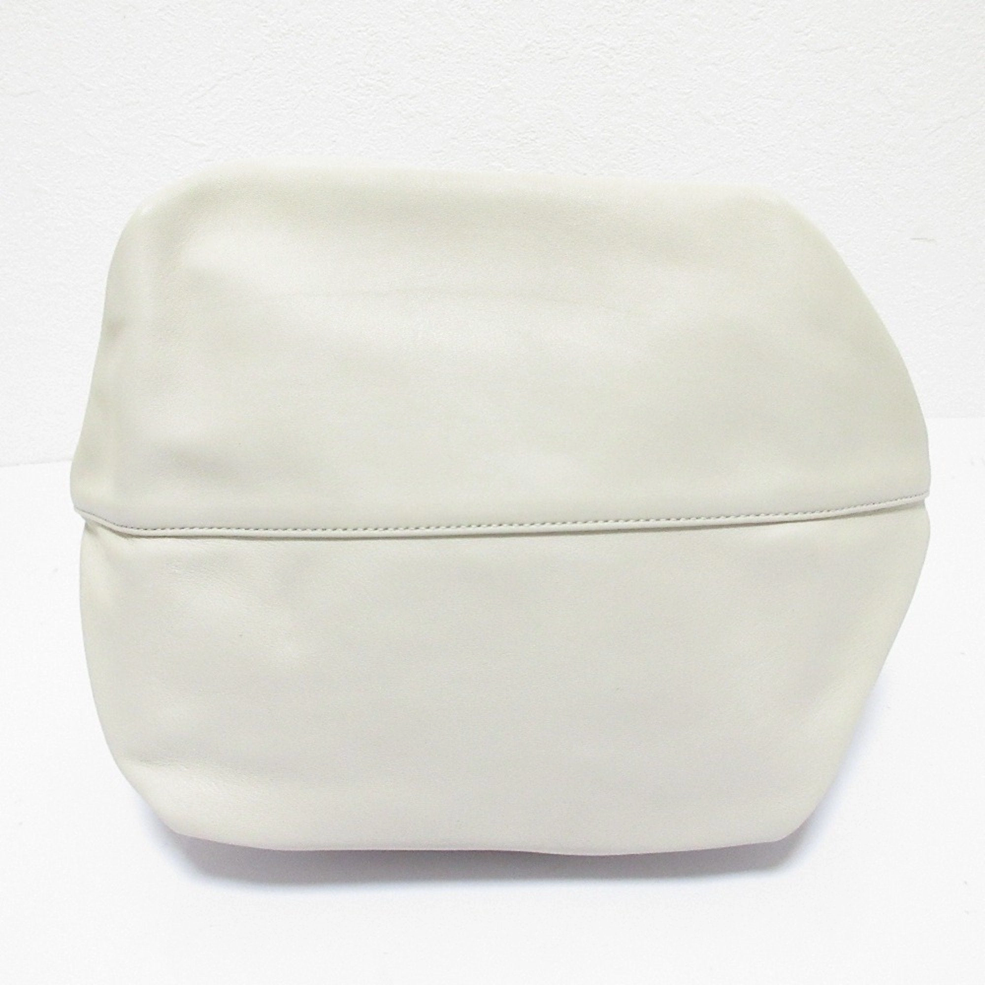 Yves Saint Laurent Leather Shoulder Bag (Pre-Owned)