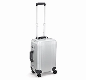 Zero Halliburton Classic Aluminum 2.0 Carry-On 4 Wheel Spinner Travel Case (Silver)