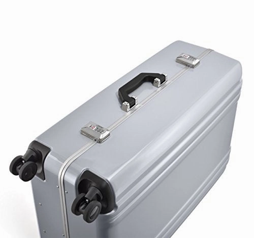 Zero Halliburton Classic Polycarbonate 2.0 22 Carry on 4-Wheel Travel Case ZRF220 (BLACK)