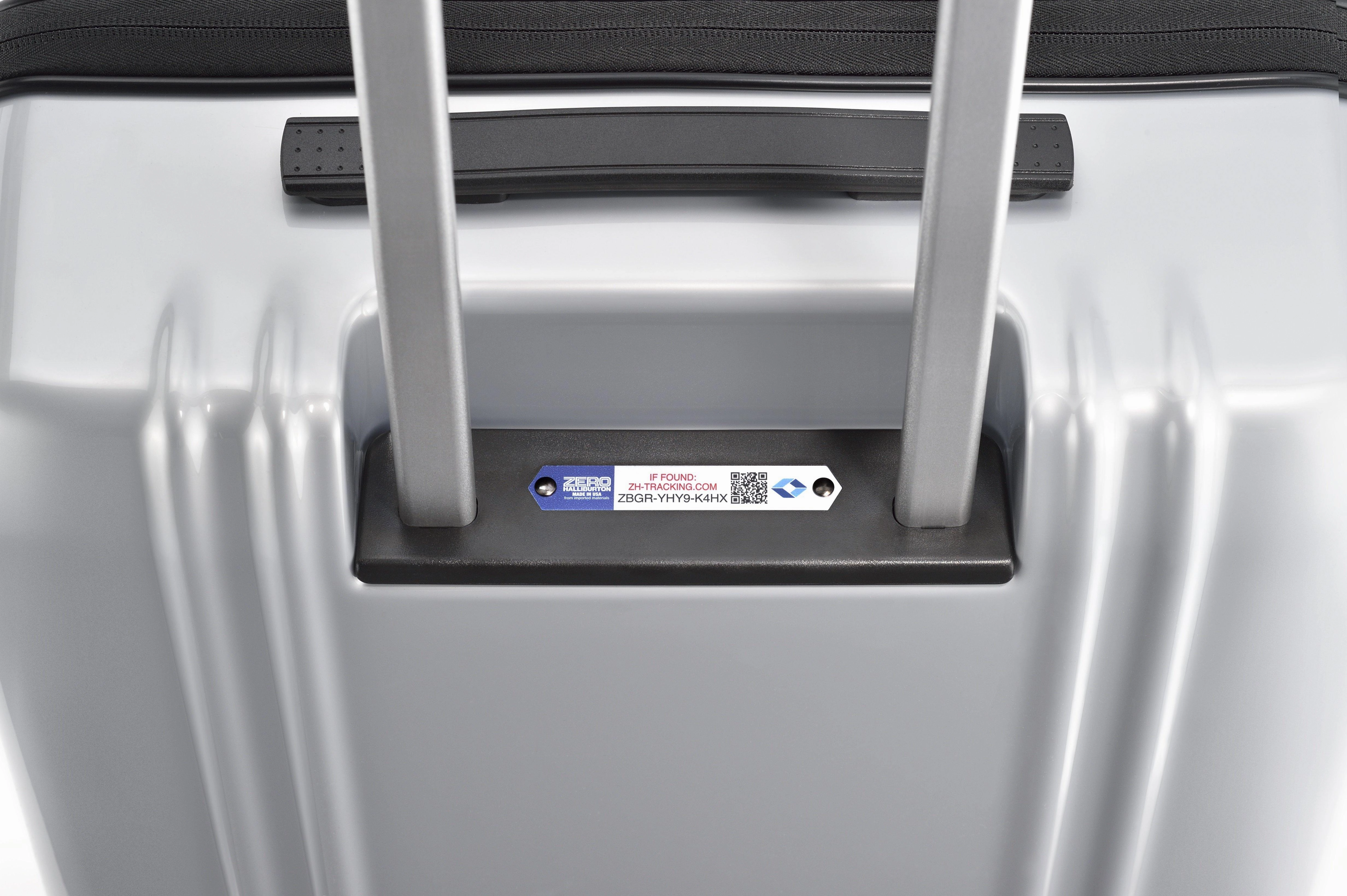 ZERO Halliburton ZRL 22" Domestic Carry-on 4-Wheel Spinner