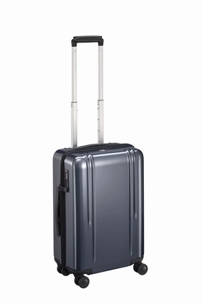 ZERO Halliburton ZRL 22" Domestic Carry-on 4-Wheel Spinner
